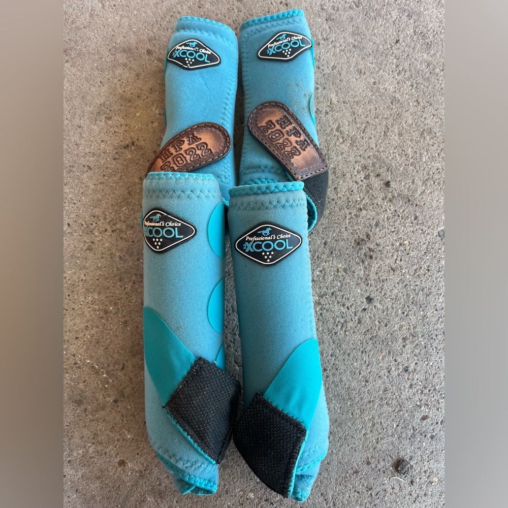 Professional's Choice XCool Horse Boots